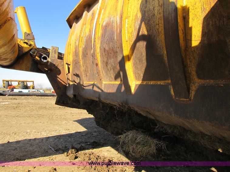 image for item F8955 2003 Ashland 1-180TS scraper