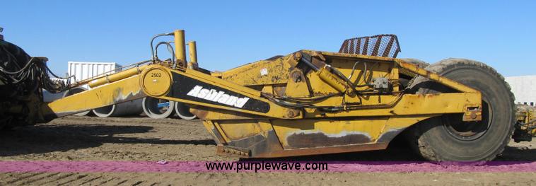 image for item F8956 2003 Ashland 1-180TS scraper