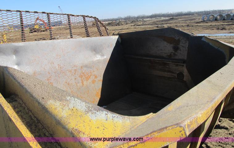 image for item F8956 2003 Ashland 1-180TS scraper