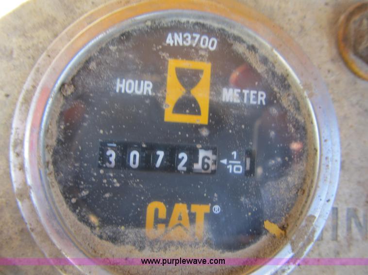 image for item F8958 1973 Caterpillar 825B compactor