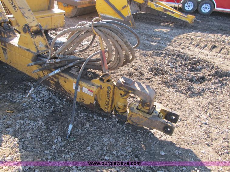 image for item F8959 Reynolds 18 CMX pan scraper