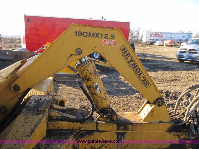 image for item F8959 Reynolds 18 CMX pan scraper