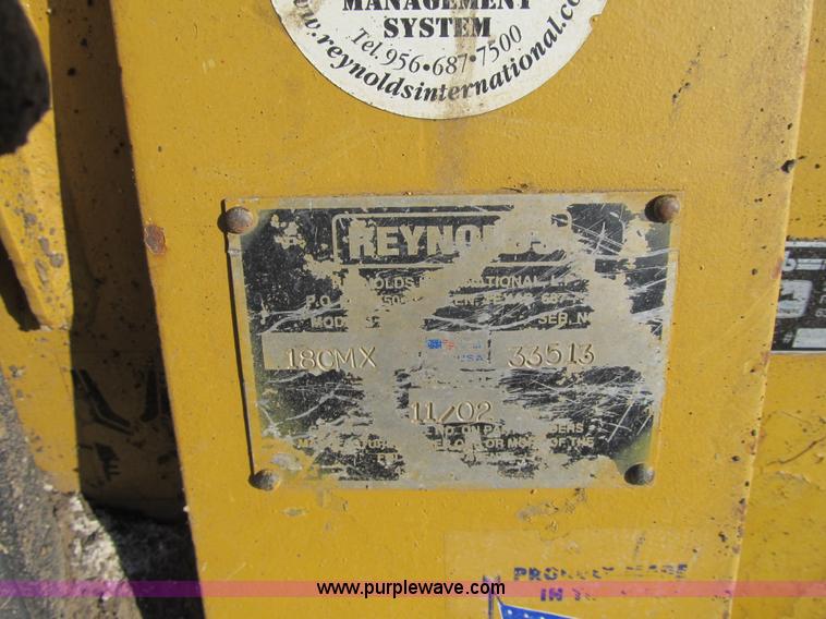 image for item F8959 Reynolds 18 CMX pan scraper