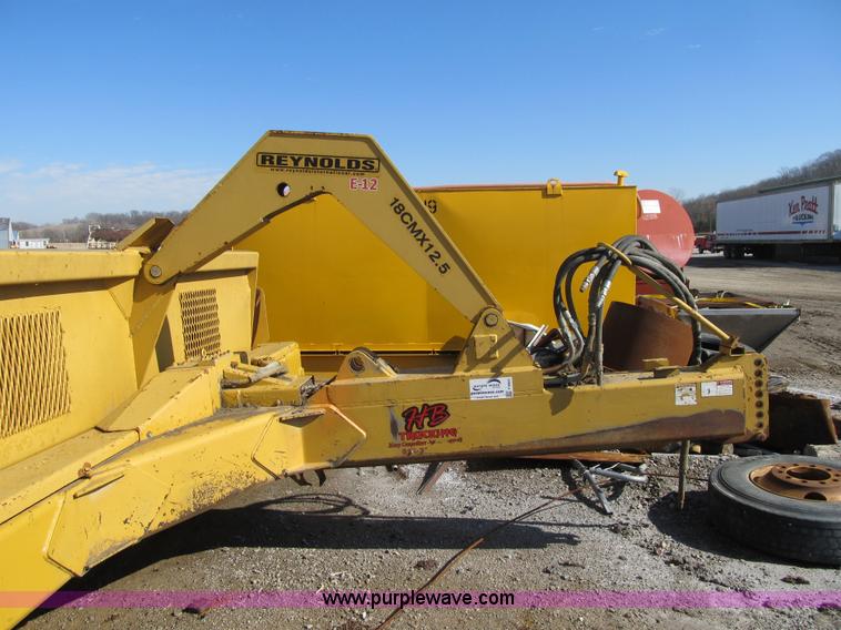 image for item F8960 2002 Reynolds 18 CMX pan scraper