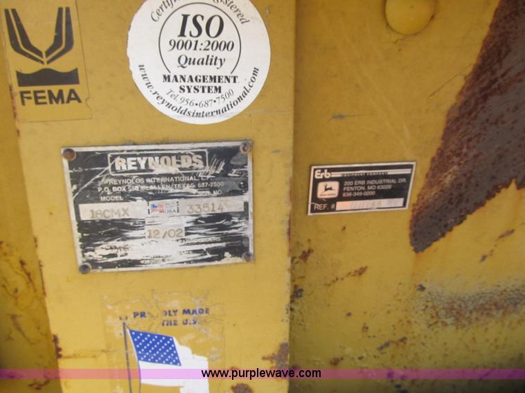 image for item F8960 2002 Reynolds 18 CMX pan scraper