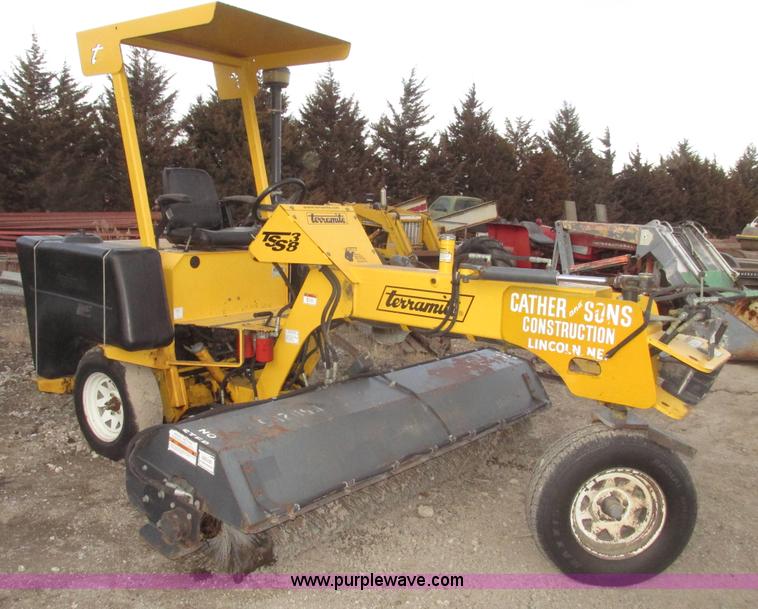 image for item G9794 Terramite TSS38 sweeper