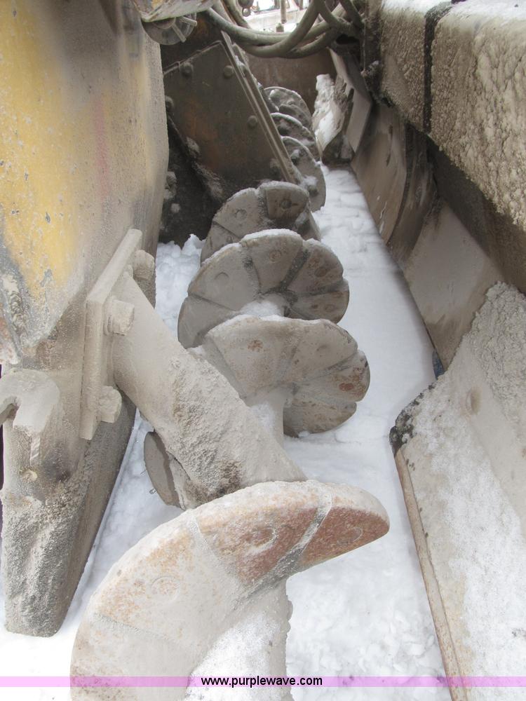 image for item G9795 1978 Blaw Knox PF115 paver