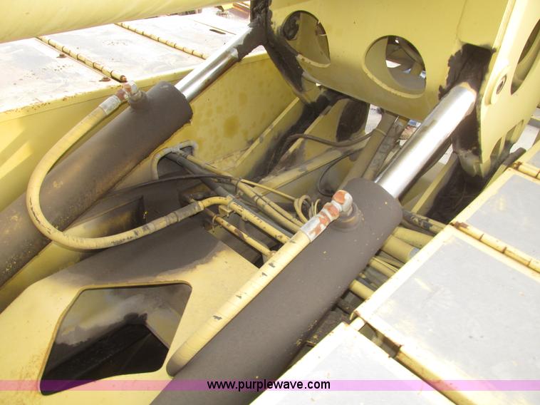 image for item G9796 Gradall G660E rubber tired excavator