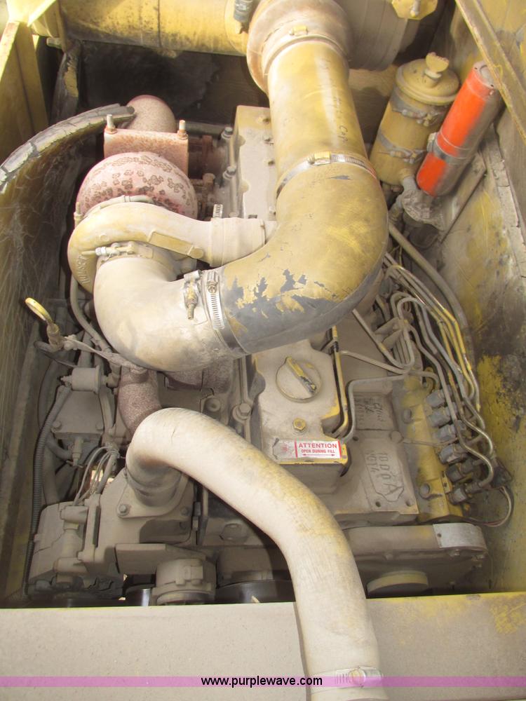 image for item G9796 Gradall G660E rubber tired excavator