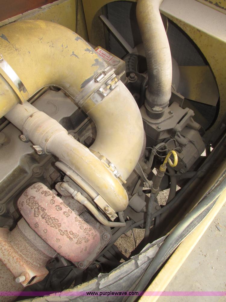 image for item G9796 Gradall G660E rubber tired excavator