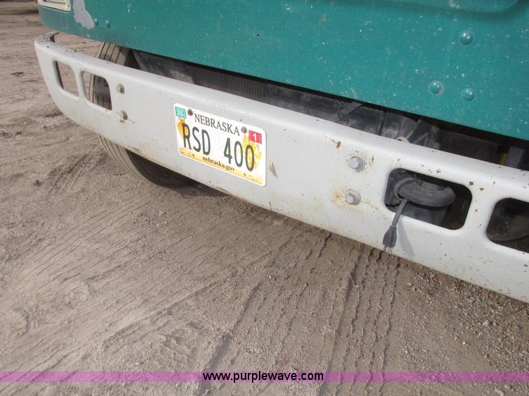 image for item G9797 1993 International 4900 dump truck