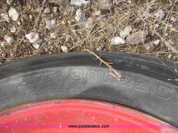 image for item G9797 1993 International 4900 dump truck