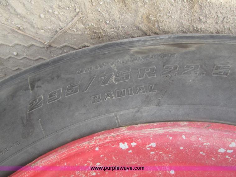 image for item G9800 1991 International 4900 dump truck