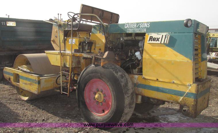 image for item G9801 Rex SP700 articulated smooth drum roller