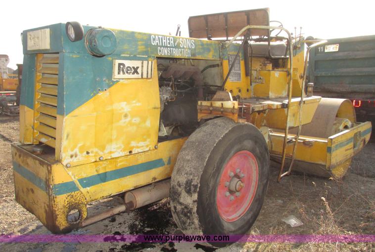 image for item G9801 Rex SP700 articulated smooth drum roller