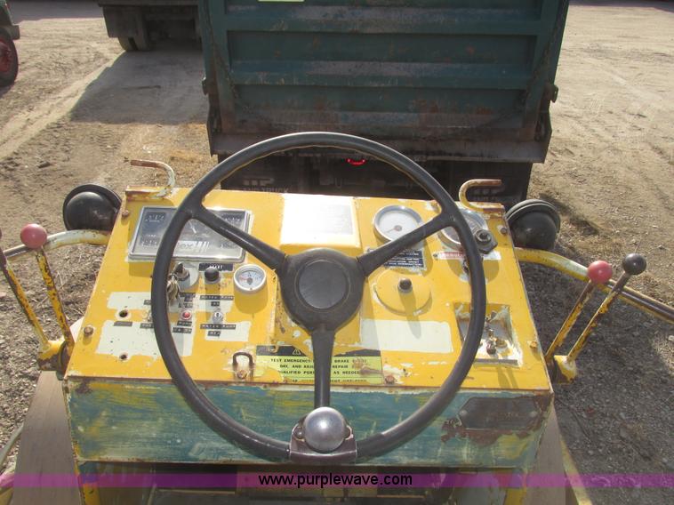 image for item G9801 Rex SP700 articulated smooth drum roller