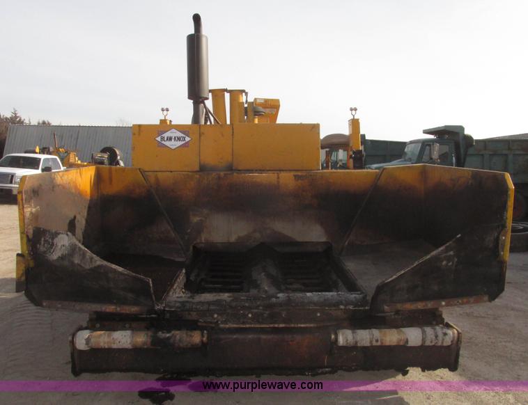 image for item G9802 2000 Blaw Knox PF4410 paver