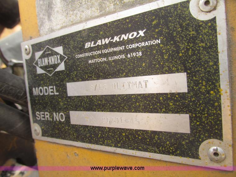 image for item G9802 2000 Blaw Knox PF4410 paver