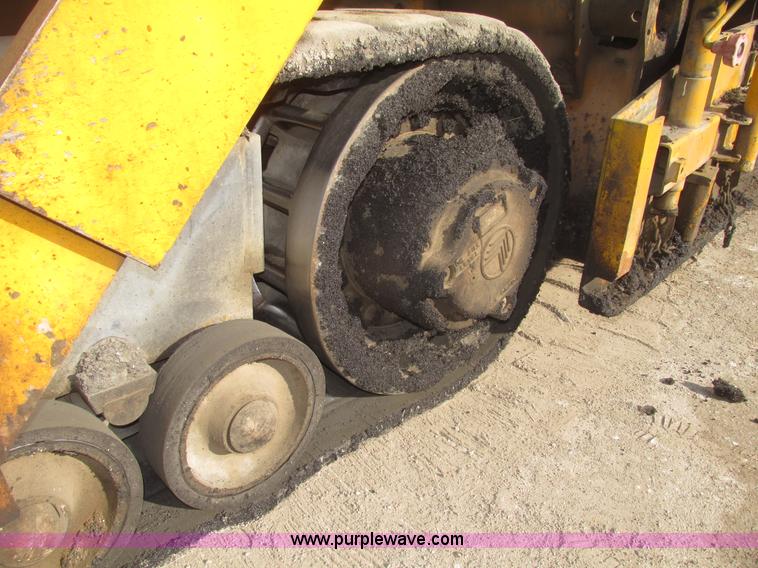 image for item G9802 2000 Blaw Knox PF4410 paver