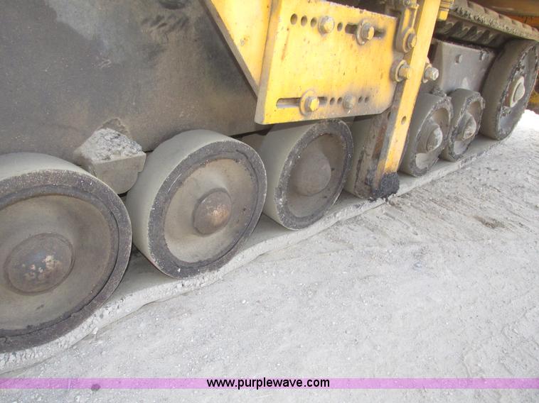 image for item G9802 2000 Blaw Knox PF4410 paver