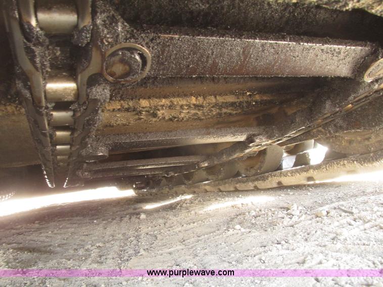 image for item G9802 2000 Blaw Knox PF4410 paver