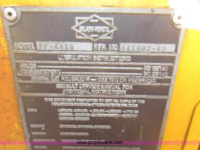 image for item G9802 2000 Blaw Knox PF4410 paver