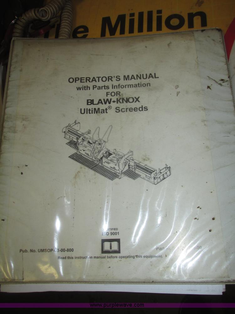 image for item G9802 2000 Blaw Knox PF4410 paver