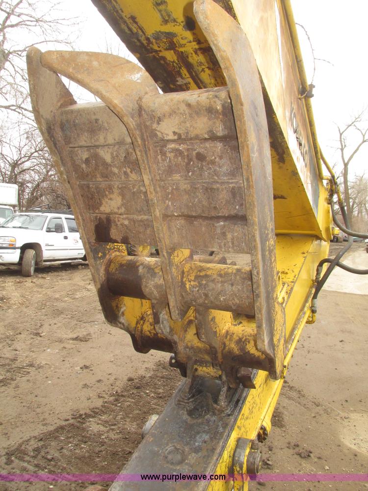 image for item G9803 1991 Kobelco SK200 Mark III excavator