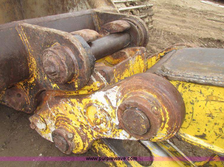 image for item G9803 1991 Kobelco SK200 Mark III excavator