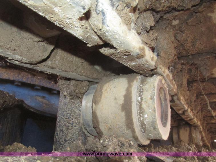 image for item G9803 1991 Kobelco SK200 Mark III excavator