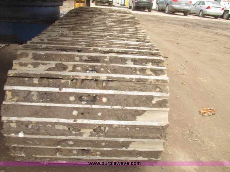 image for item G9803 1991 Kobelco SK200 Mark III excavator