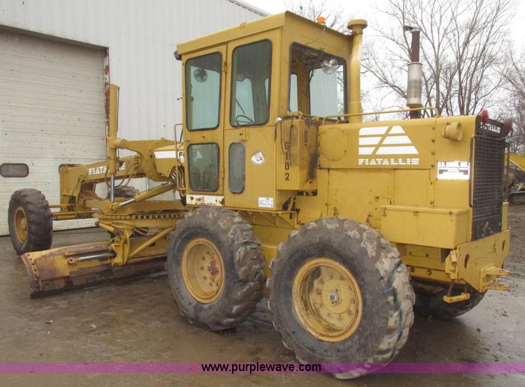 image for item G9804 1984 Fiat-Allis FG85 articulated motor grader