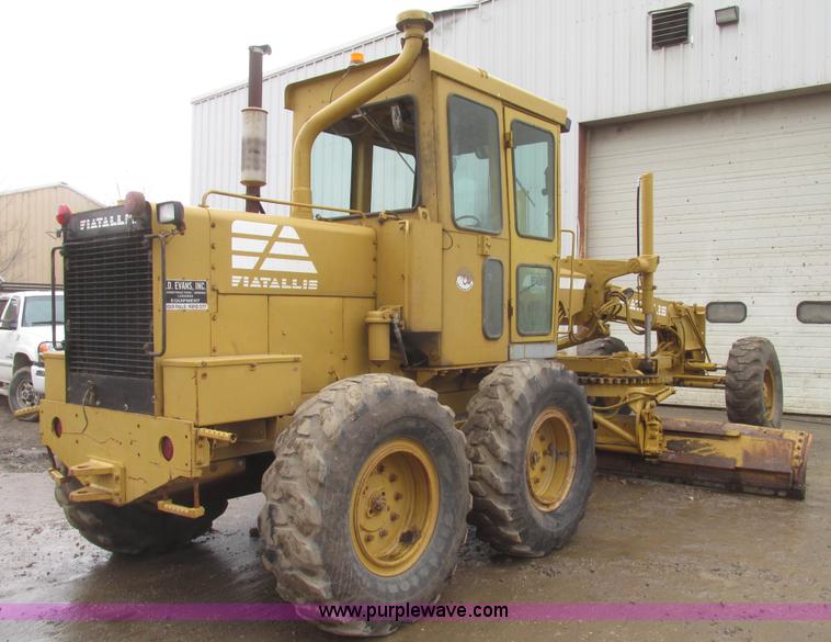 image for item G9804 1984 Fiat-Allis FG85 articulated motor grader