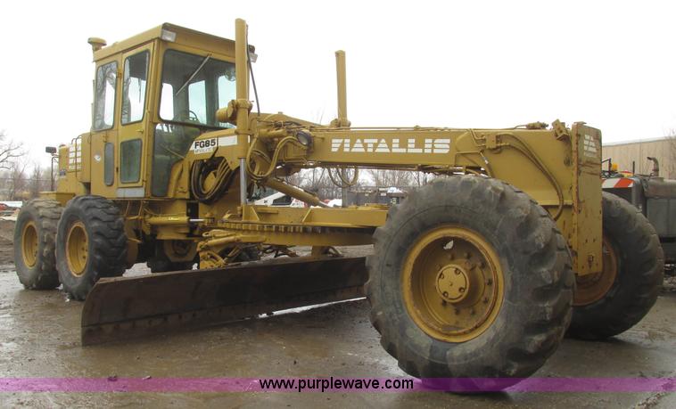 image for item G9804 1984 Fiat-Allis FG85 articulated motor grader