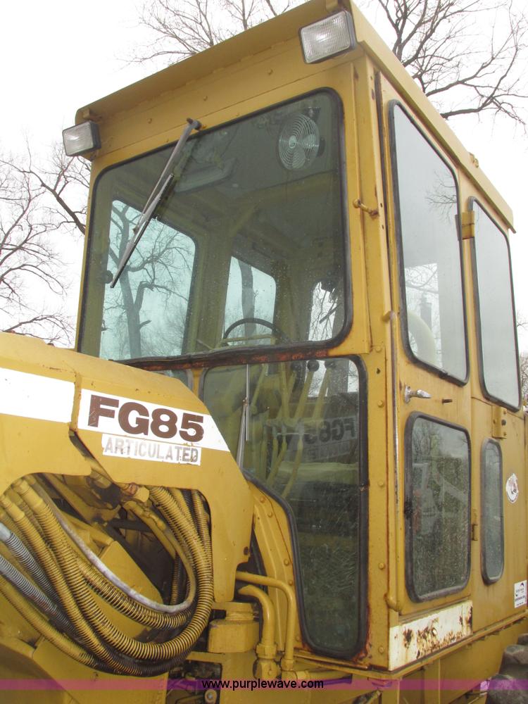image for item G9804 1984 Fiat-Allis FG85 articulated motor grader