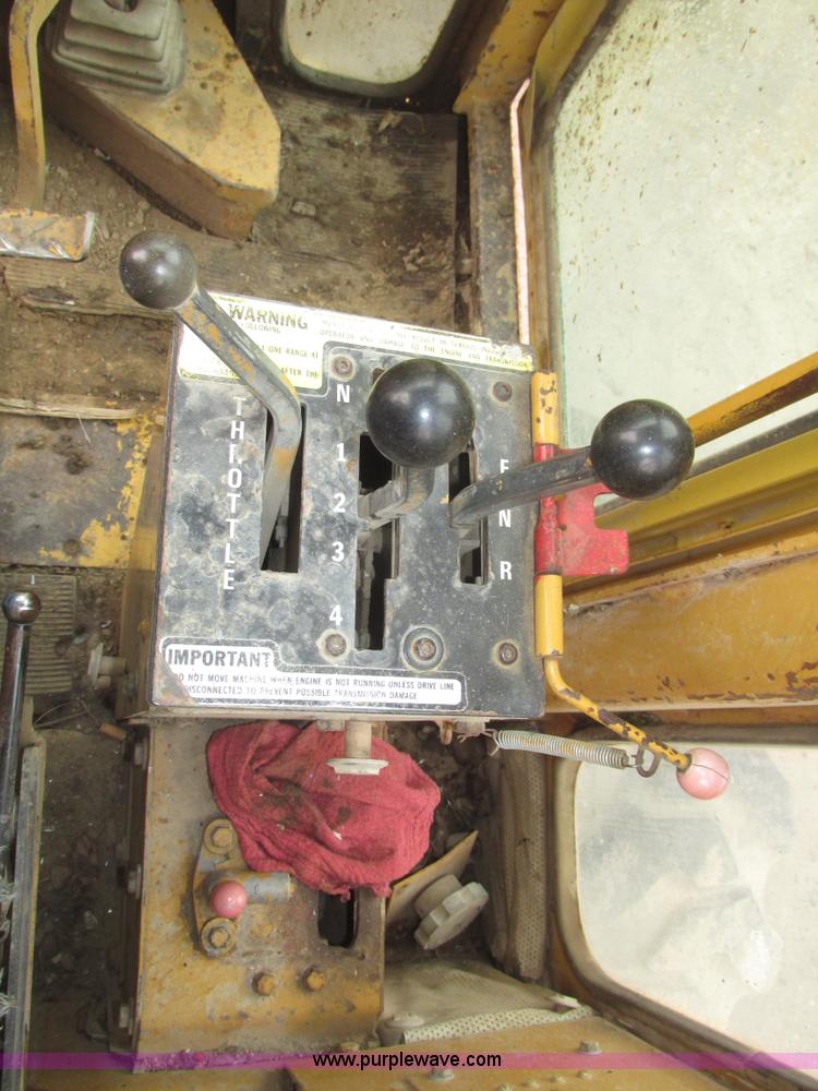 image for item G9804 1984 Fiat-Allis FG85 articulated motor grader