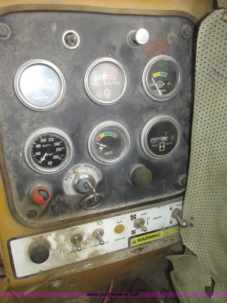 image for item G9804 1984 Fiat-Allis FG85 articulated motor grader