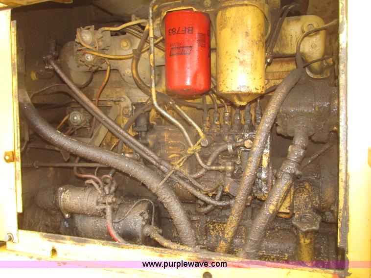 image for item G9804 1984 Fiat-Allis FG85 articulated motor grader