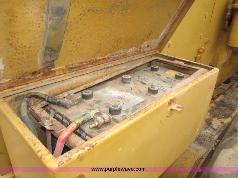 image for item G9804 1984 Fiat-Allis FG85 articulated motor grader