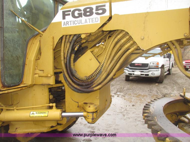 image for item G9804 1984 Fiat-Allis FG85 articulated motor grader