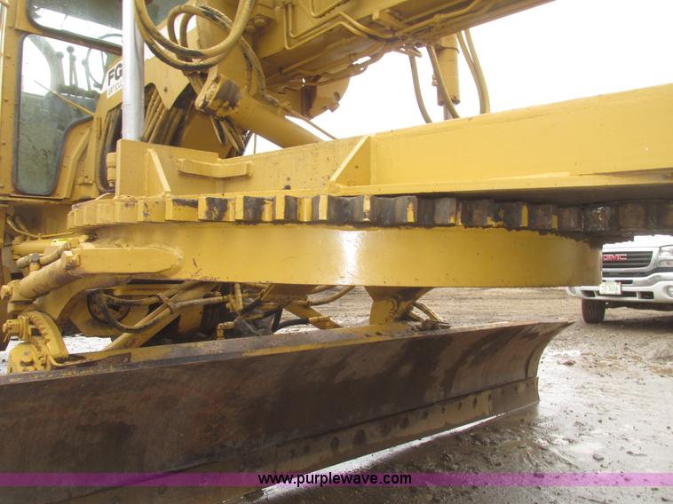 image for item G9804 1984 Fiat-Allis FG85 articulated motor grader