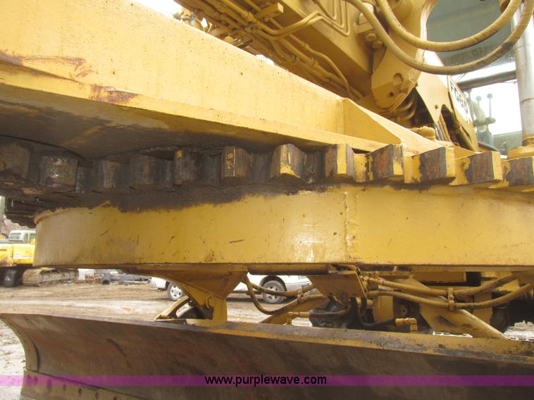 image for item G9804 1984 Fiat-Allis FG85 articulated motor grader