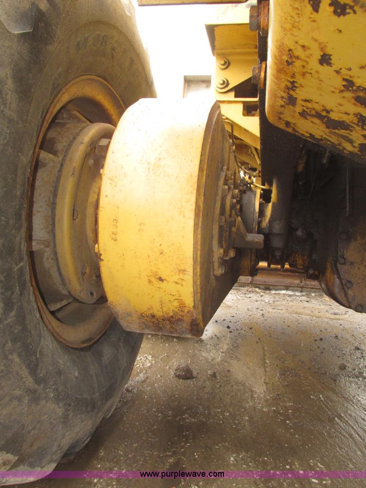 image for item G9804 1984 Fiat-Allis FG85 articulated motor grader