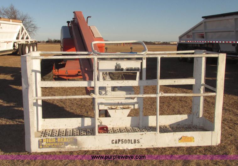 image for item G9805 1999 Snorkel TB60 boom lift