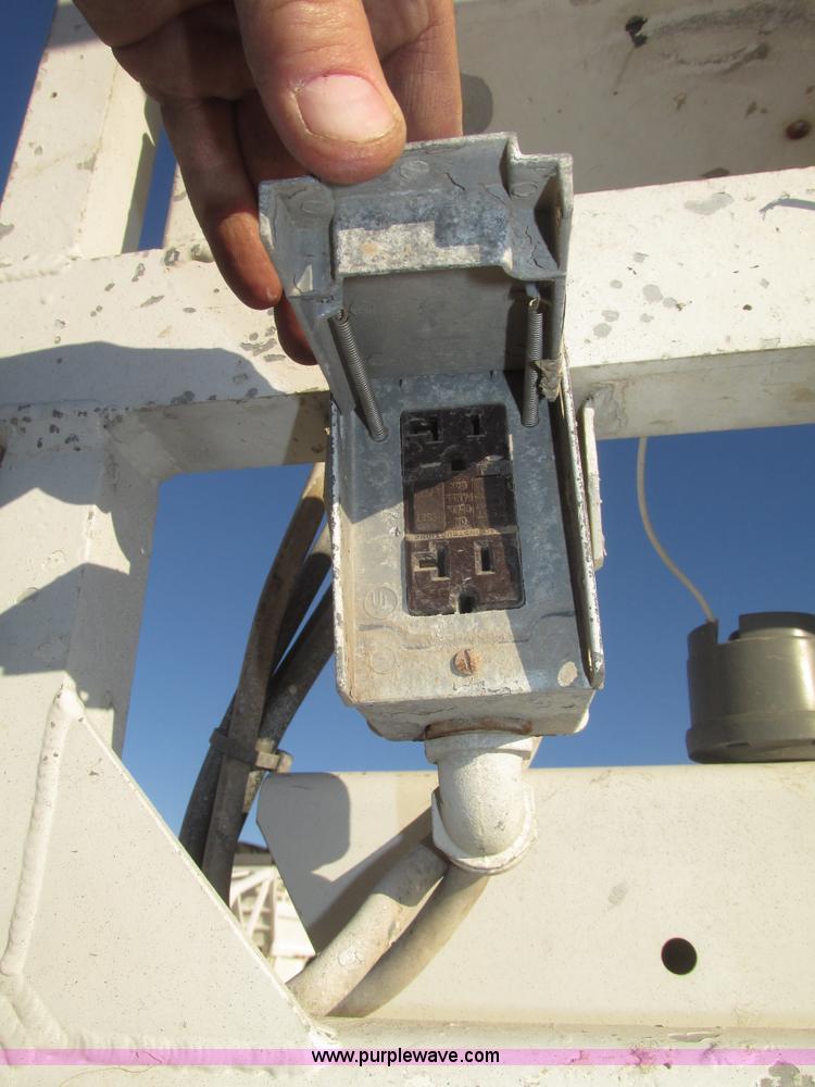 image for item G9805 1999 Snorkel TB60 boom lift