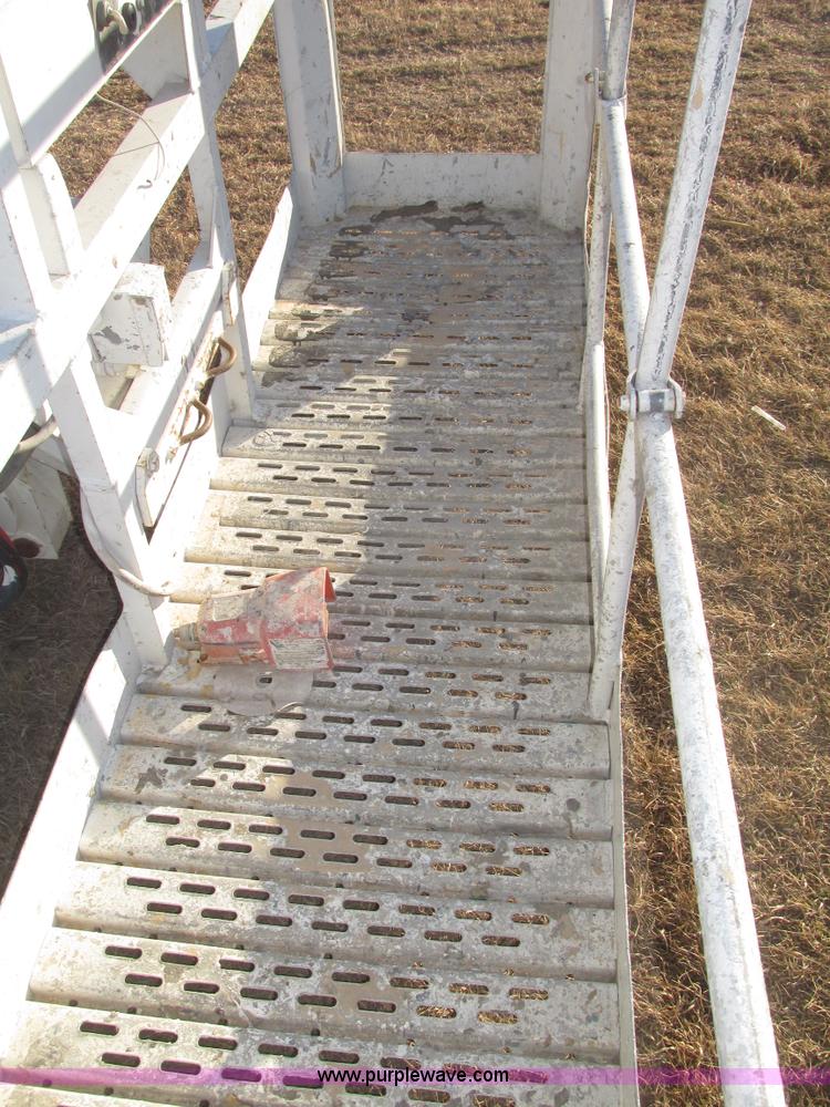 image for item G9805 1999 Snorkel TB60 boom lift