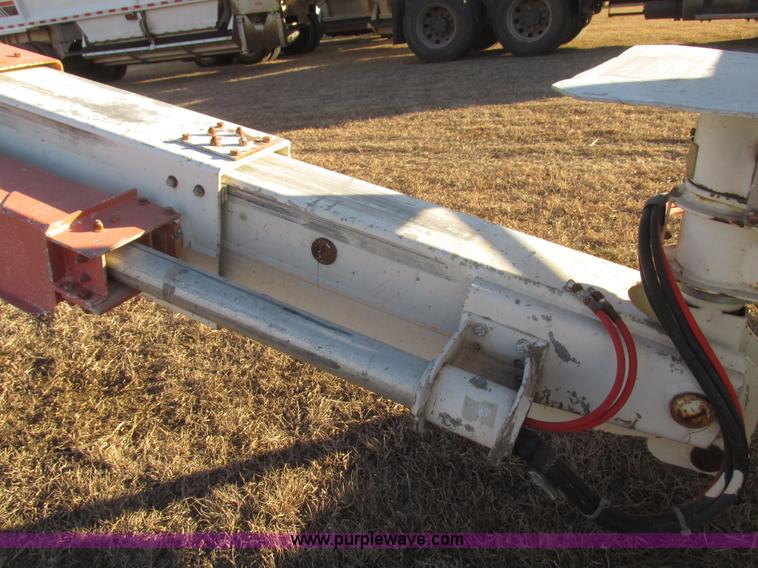 image for item G9805 1999 Snorkel TB60 boom lift