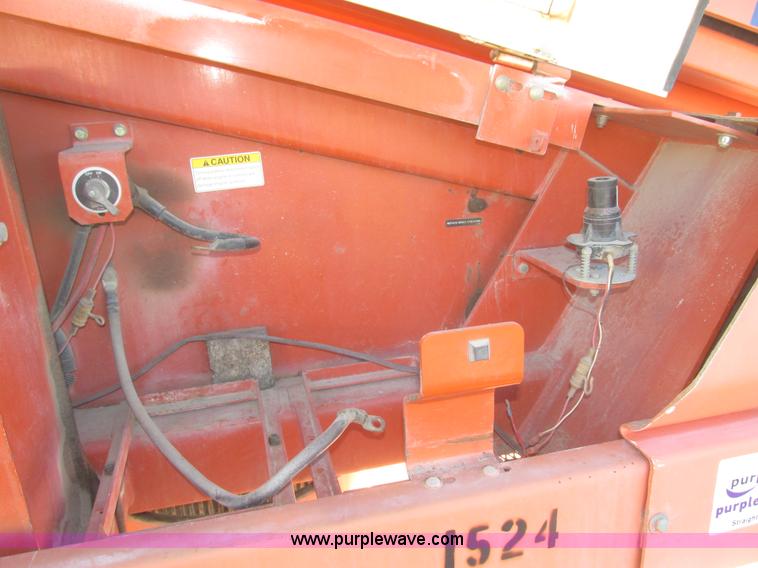 image for item G9805 1999 Snorkel TB60 boom lift