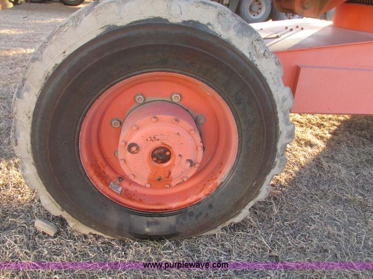 image for item G9805 1999 Snorkel TB60 boom lift