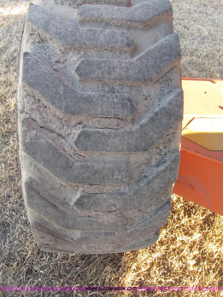 image for item G9805 1999 Snorkel TB60 boom lift